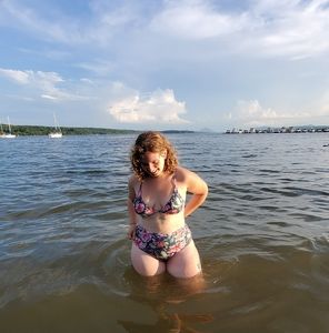 Meet your Posher, Myriam